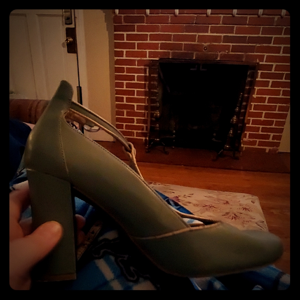 Seychelles heels